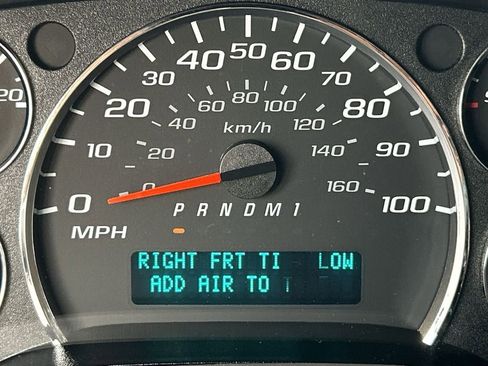 New 2025 GMC Savana 2500 Extended w/ Driver Convenience Package image 12