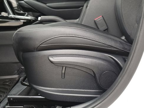 Used 2024 Kia Seltos S AWD/4WD image 28
