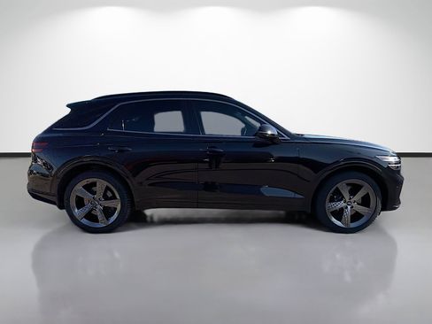 Used 2023 Genesis GV70 2.5T w/ Sport Prestige Package AWD/4WD image 2
