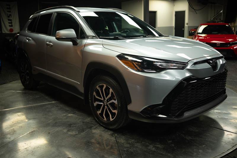 Used 2023 Toyota Corolla Cross AWD Hybrid image 5