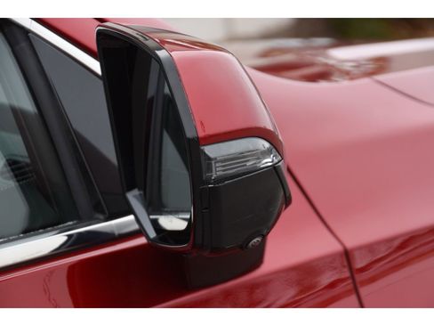 Certified 2024 Cadillac Escalade Premium Luxury image 29