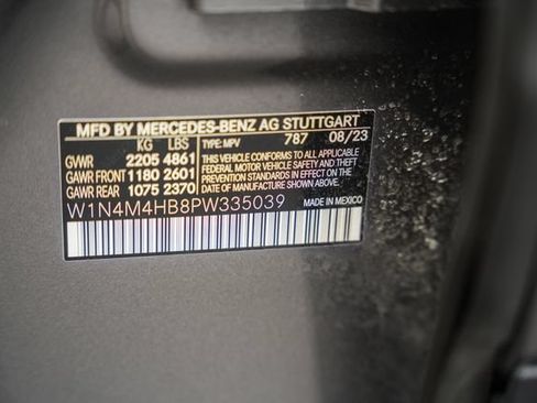 Certified 2023 Mercedes-Benz GLB 250 4MATIC image 41