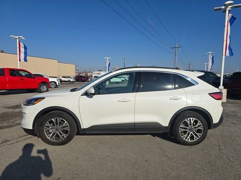 Used 2022 Ford Escape SEL image 8