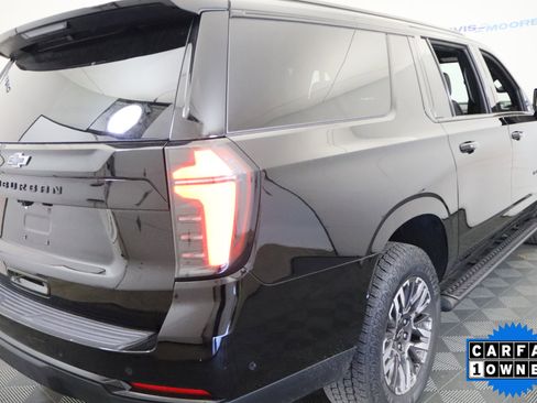Used 2026 Chevrolet Suburban Z71 AWD/4WD image 6