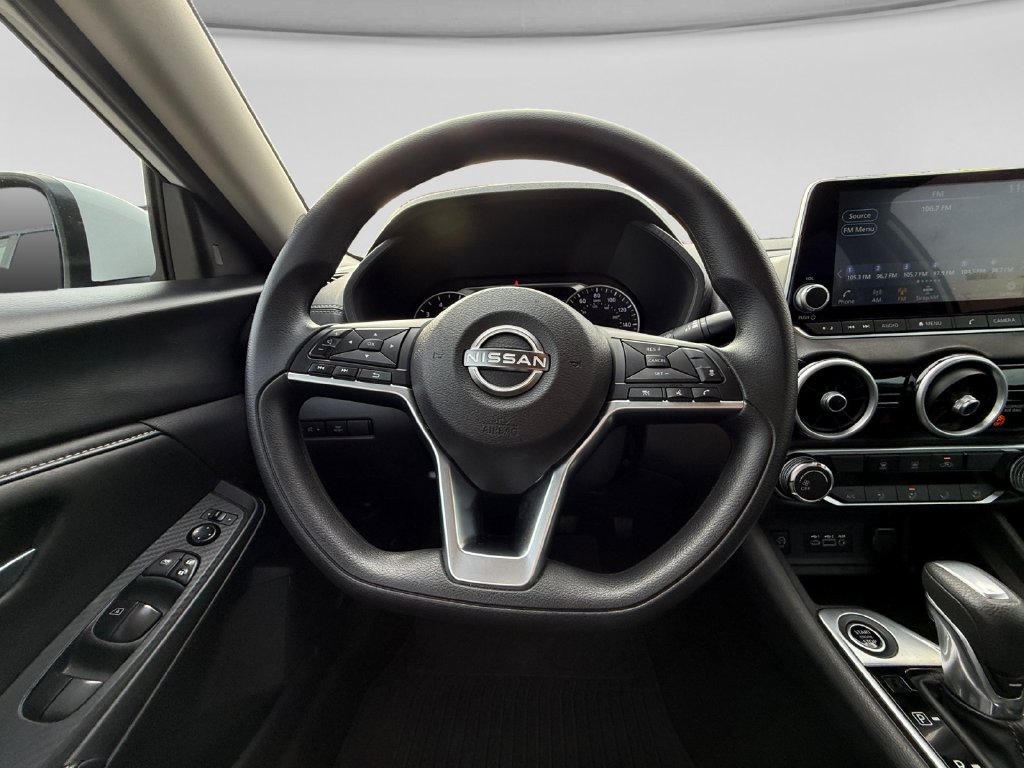 Used 2025 Nissan Sentra SV FWD image 13