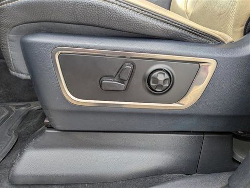 Used 2020 RAM 1500 Limited image 11