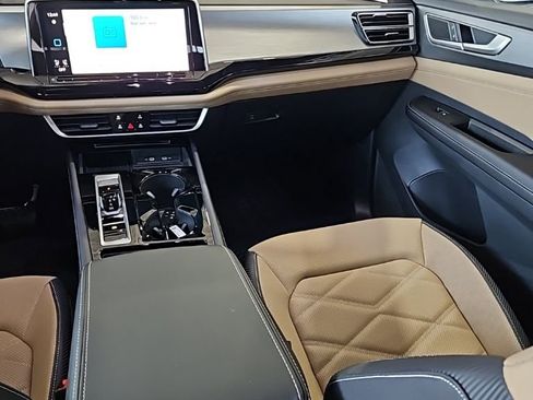 New 2026 Volkswagen Atlas Cross Sport SE image 24