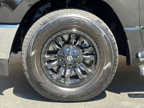 Used 2023 RAM 1500 Big Horn RWD image 30