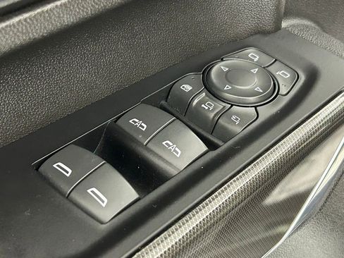 Used 2023 GMC Sierra 3500 AT4 image 35