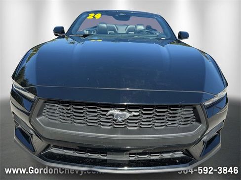 Used 2024 Ford Mustang Premium image 9