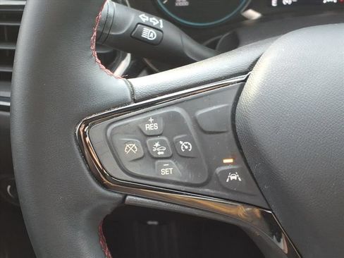 Used 2023 Chevrolet Equinox RS FWD image 13