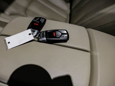 Used 2018 Audi Q7 3.0T Prestige image 49