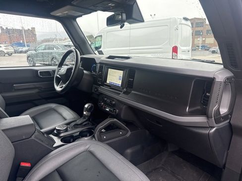 Used 2023 Ford Bronco Big Bend image 10