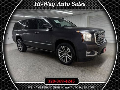 Used 2018 GMC Yukon XL Denali w/ Denali Ultimate Package image 1
