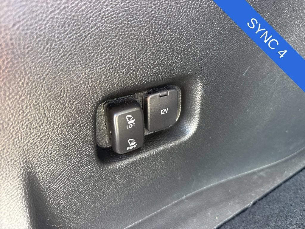 Used 2023 Ford Edge SEL w/ Convenience Package AWD/4WD image 15