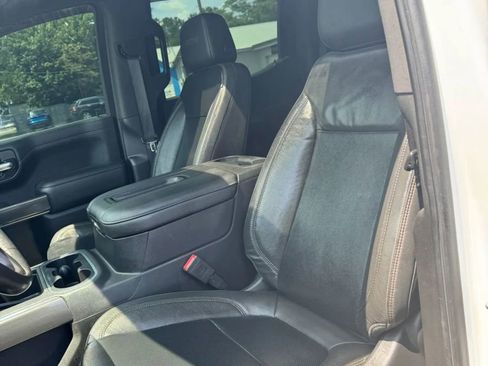 Used 2020 GMC Sierra 1500 AT4 w/ AT4 Premium Package AWD/4WD image 11