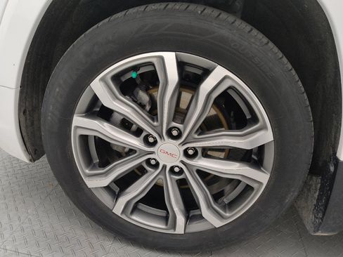 Used 2020 GMC Terrain Denali w/ Denali Premium Package FWD image 31