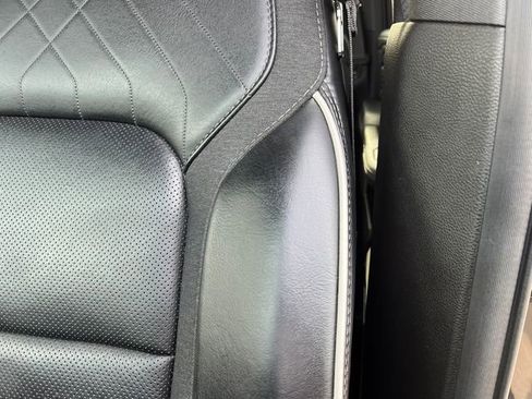 Used 2025 RAM 1500 Limited image 22