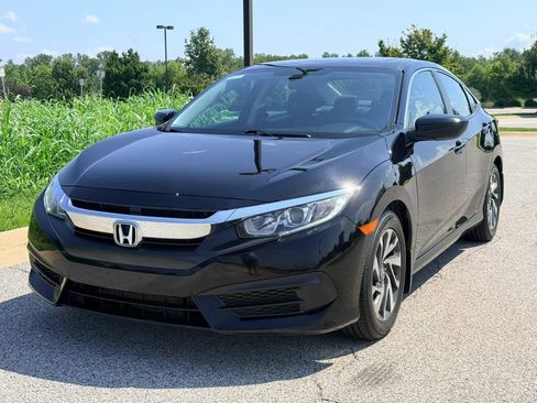 Used 2016 Honda Civic EX image 11
