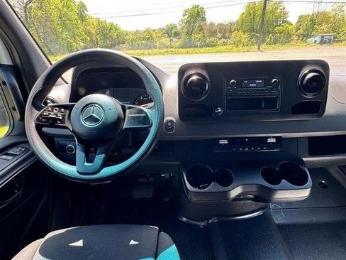 Used 2020 Mercedes-Benz Sprinter 2500 image 23