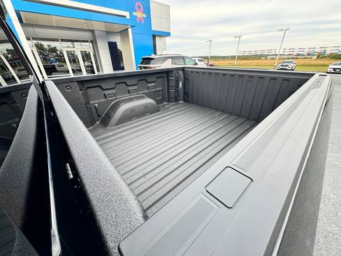 New 2026 Chevrolet Silverado 1500 RST w/ Dark Appearance Package image 10