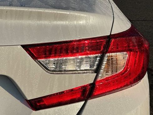 Used 2022 Honda Accord EX-L image 50