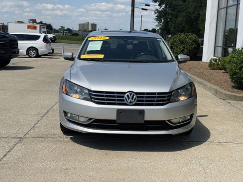 Used 2013 Volkswagen Passat TDI SEL Premium FWD image 13