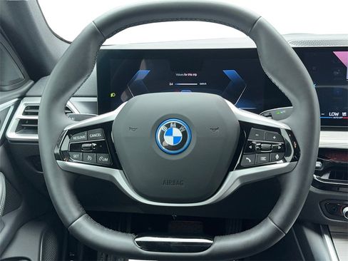 Used 2025 BMW i4 eDrive40 image 18