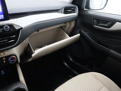 Used 2022 Ford Escape SE FWD image 23