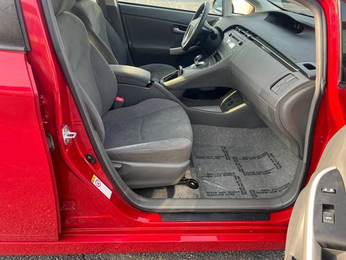 Used 2011 Toyota Prius Two FWD image 22
