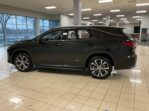 Used 2019 Lexus RX 350L Premium w/ Premium Package image 5