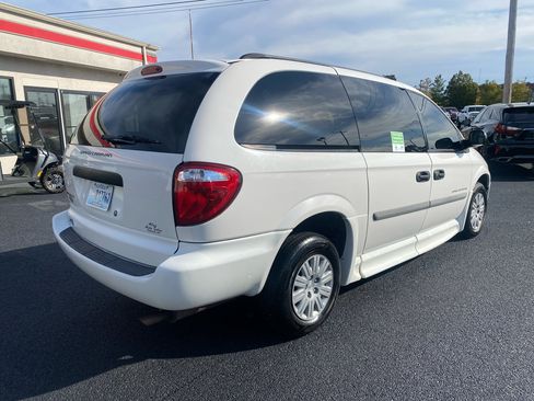 Used 2006 Dodge Grand Caravan SE w/ Popular Equipment Group I image 5