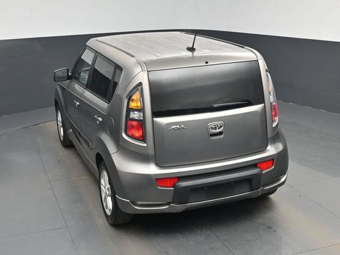 Used 2011 Kia Soul + image 23