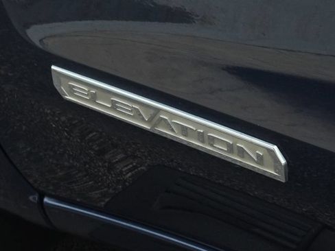 Used 2022 GMC Sierra 1500 Elevation w/ LPO, Elevation Black Package AWD/4WD image 14