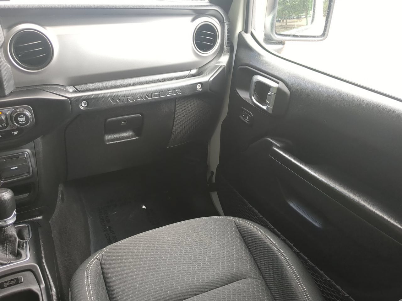 Used 2021 Jeep Wrangler Unlimited Sport AWD/4WD image 15