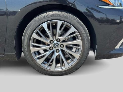 Used 2019 Lexus ES 350 w/ Premium Package FWD image 9
