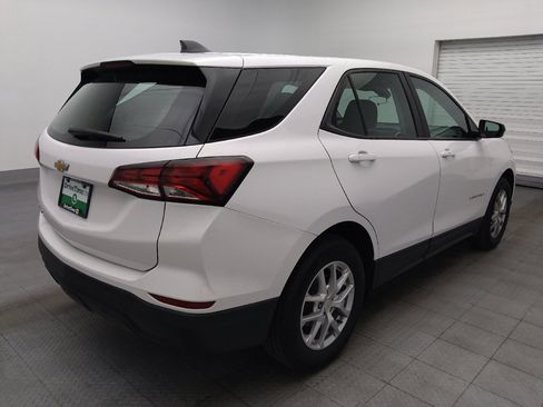 Used 2023 Chevrolet Equinox LS FWD image 9