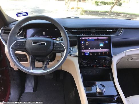 Used 2023 Jeep Grand Cherokee Limited RWD image 13
