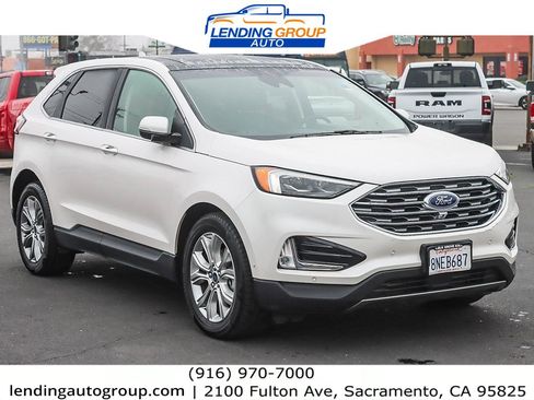 Used 2019 Ford Edge Titanium w/ Equipment Group 301A image 5