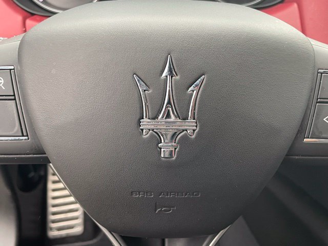 Used 2023 Maserati Ghibli Modena Q4 AWD/4WD image 25