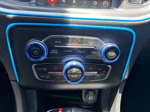Used 2020 Dodge Charger Scat Pack RWD image 26