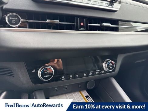 New 2026 Nissan Rogue SL AWD/4WD image 17