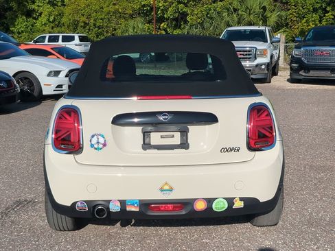 Used 2021 MINI Cooper Convertible w/ 6.5" Touchscreen Package FWD image 4