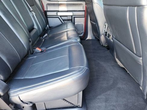 Used 2022 Ford F450 Lariat w/ Lariat Value Package image 31