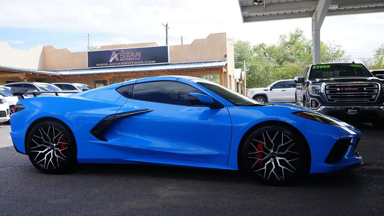 Used 2023 Chevrolet Corvette Stingray Coupe w/ Z51 Performance Package RWD image 2