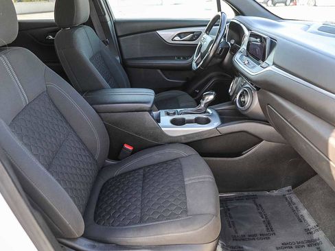 Used 2019 Chevrolet Blazer LT image 16