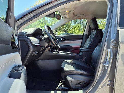 Used 2022 Jeep Compass Limited AWD/4WD image 18