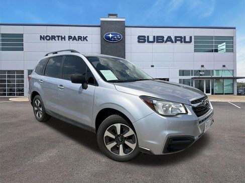 Used 2017 Subaru Forester 2.5i w/ Alloy Wheel Package AWD/4WD image 1