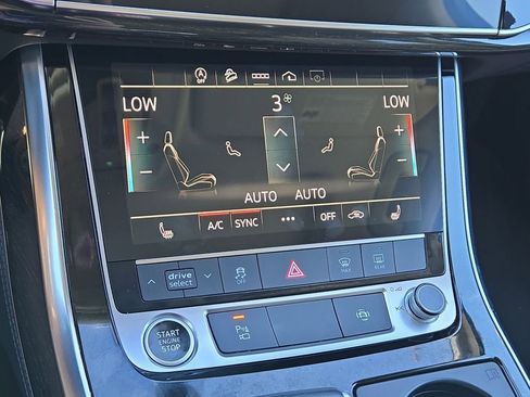 Used 2023 Audi Q7 Premium Plus image 28