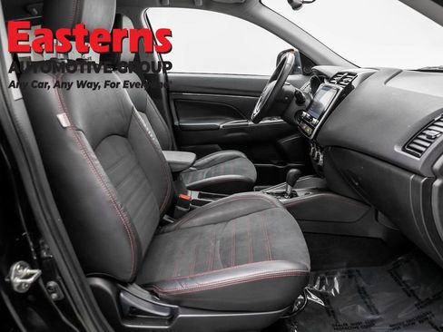 Used 2023 Mitsubishi Outlander Sport SE AWD/4WD image 24
